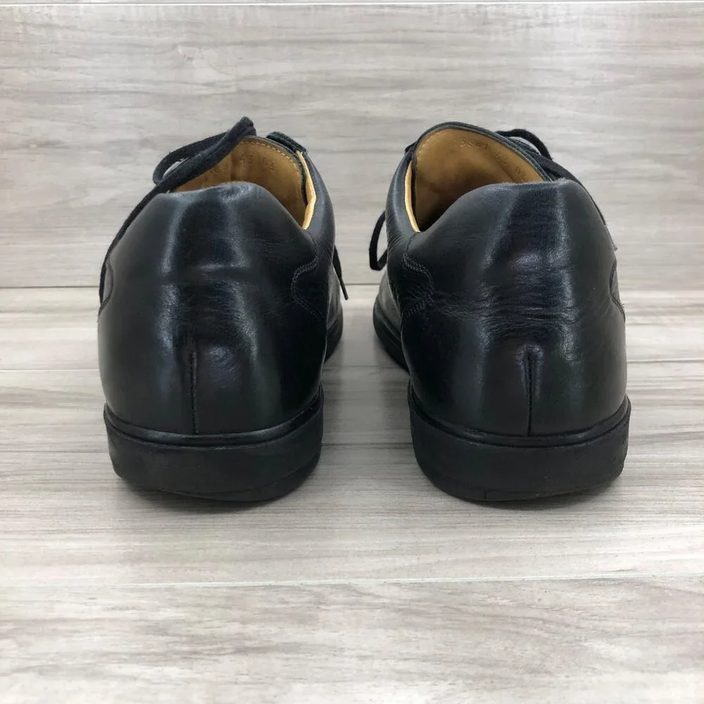 Highlander black leather